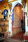 Marocco meridionale - Tafraoute. Shopping alla Maison Tuareg.